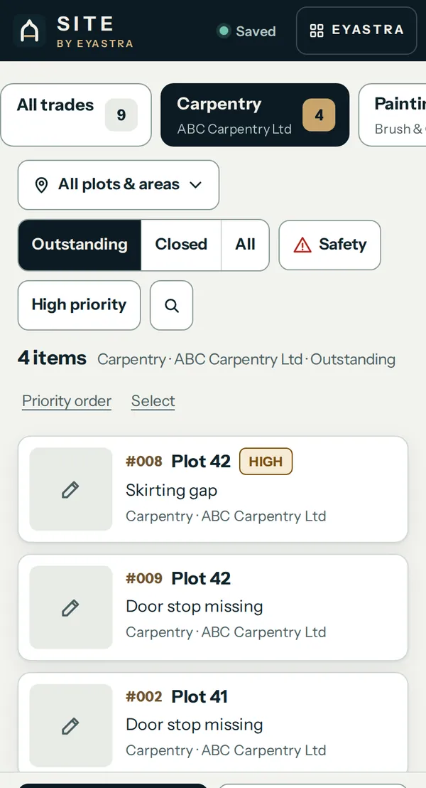 SITE's issues list filtered to Carpentry, ABC Carpentry Ltd: four outstanding items with a Report · 4 button
